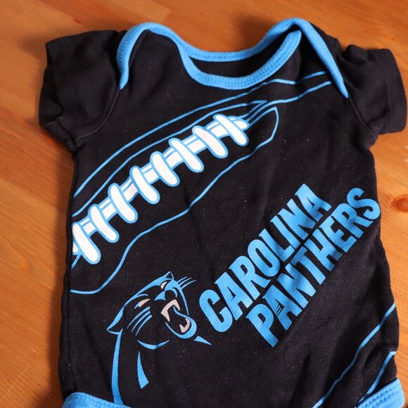 Set of 2 Pathers NFL Football themed baby onesises, 0/3 months, lightly used - Picture 3 of 4